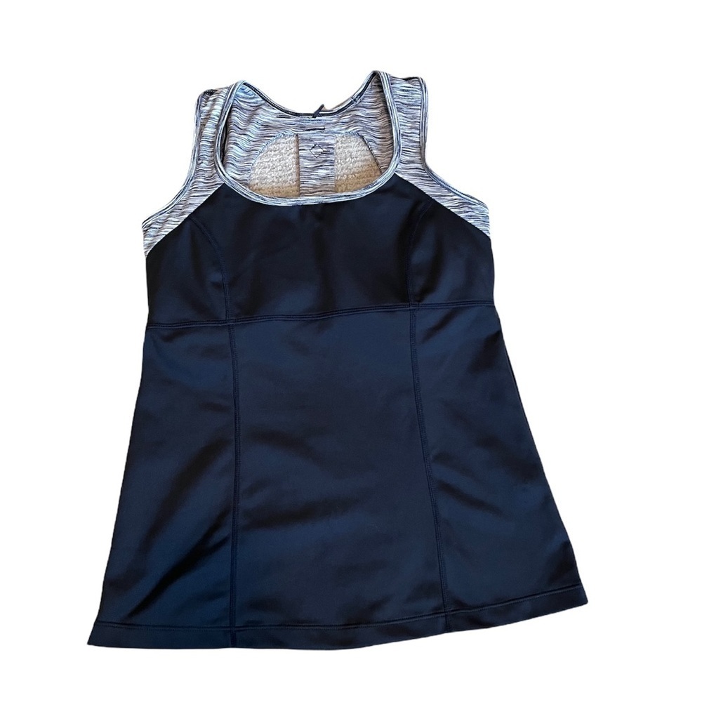 Prana Tank - Picture 1 of 4